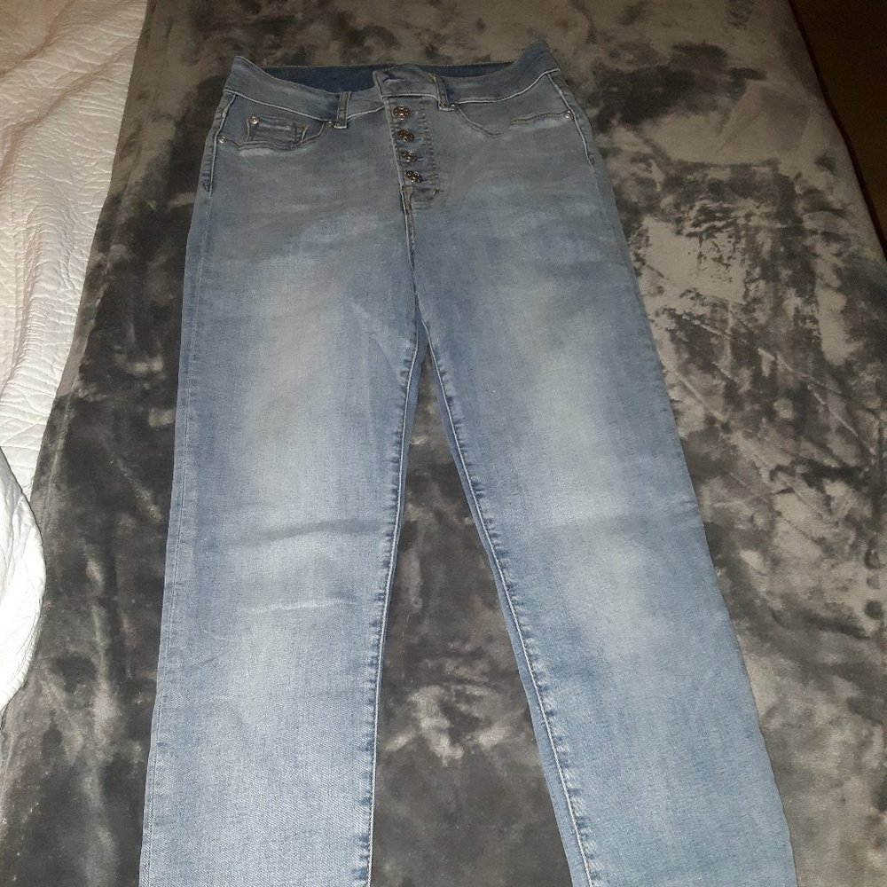 Women's High Waisted Skinny Jean - Size 8